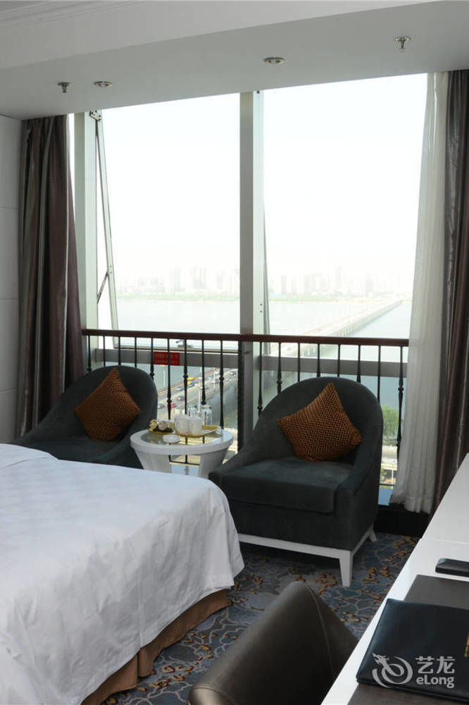 Linyi  Yijing Holiday Hotel Yimeng Road المظهر الخارجي الصورة