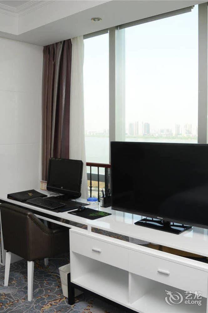 Linyi  Yijing Holiday Hotel Yimeng Road المظهر الخارجي الصورة