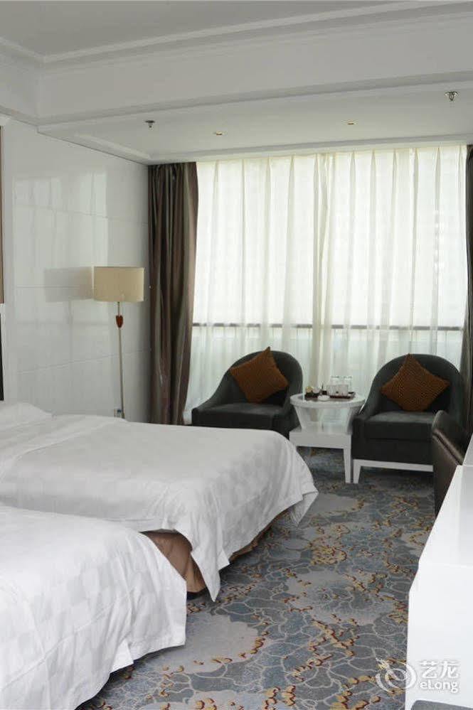 Linyi  Yijing Holiday Hotel Yimeng Road المظهر الخارجي الصورة