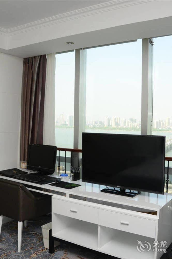 Linyi  Yijing Holiday Hotel Yimeng Road المظهر الخارجي الصورة