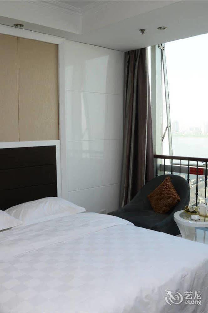 Linyi  Yijing Holiday Hotel Yimeng Road المظهر الخارجي الصورة